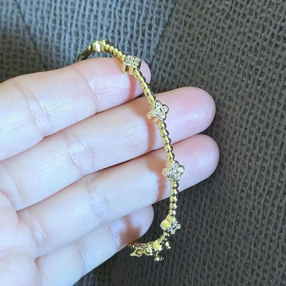 Gold💛 Hinged Cubic Zirconia💎 Flower🌸 Bracelet - NWT